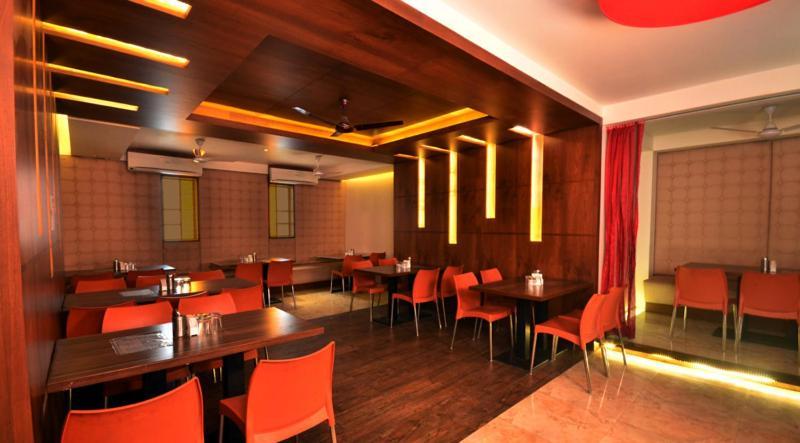 Hotel Opal 콜라푸르 외부 사진